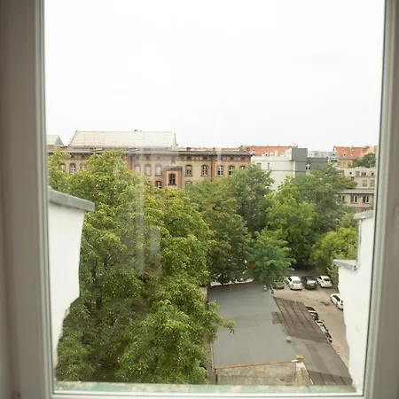 Stawowa Standard By Bookinghost