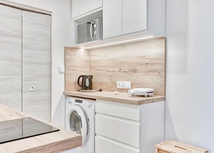 Stawowa Standard By Bookinghost * Wroclaw