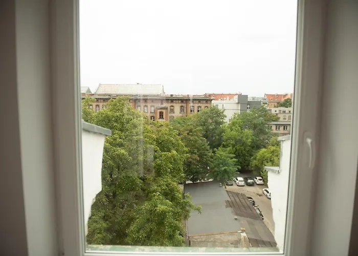 Stawowa Standard By Bookinghost